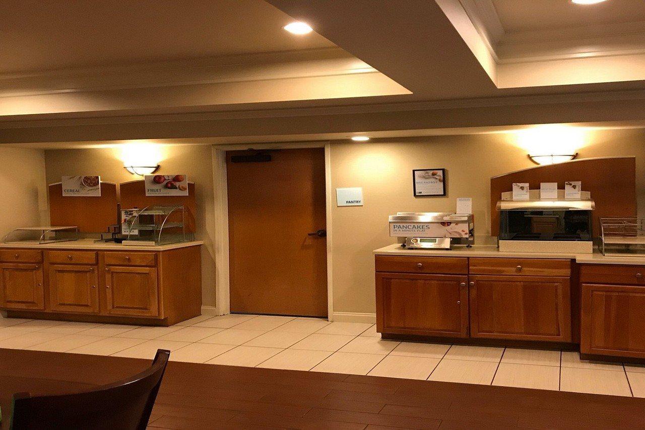 Holiday Inn Express Hotel & Suites לנקסטר מראה חיצוני תמונה
