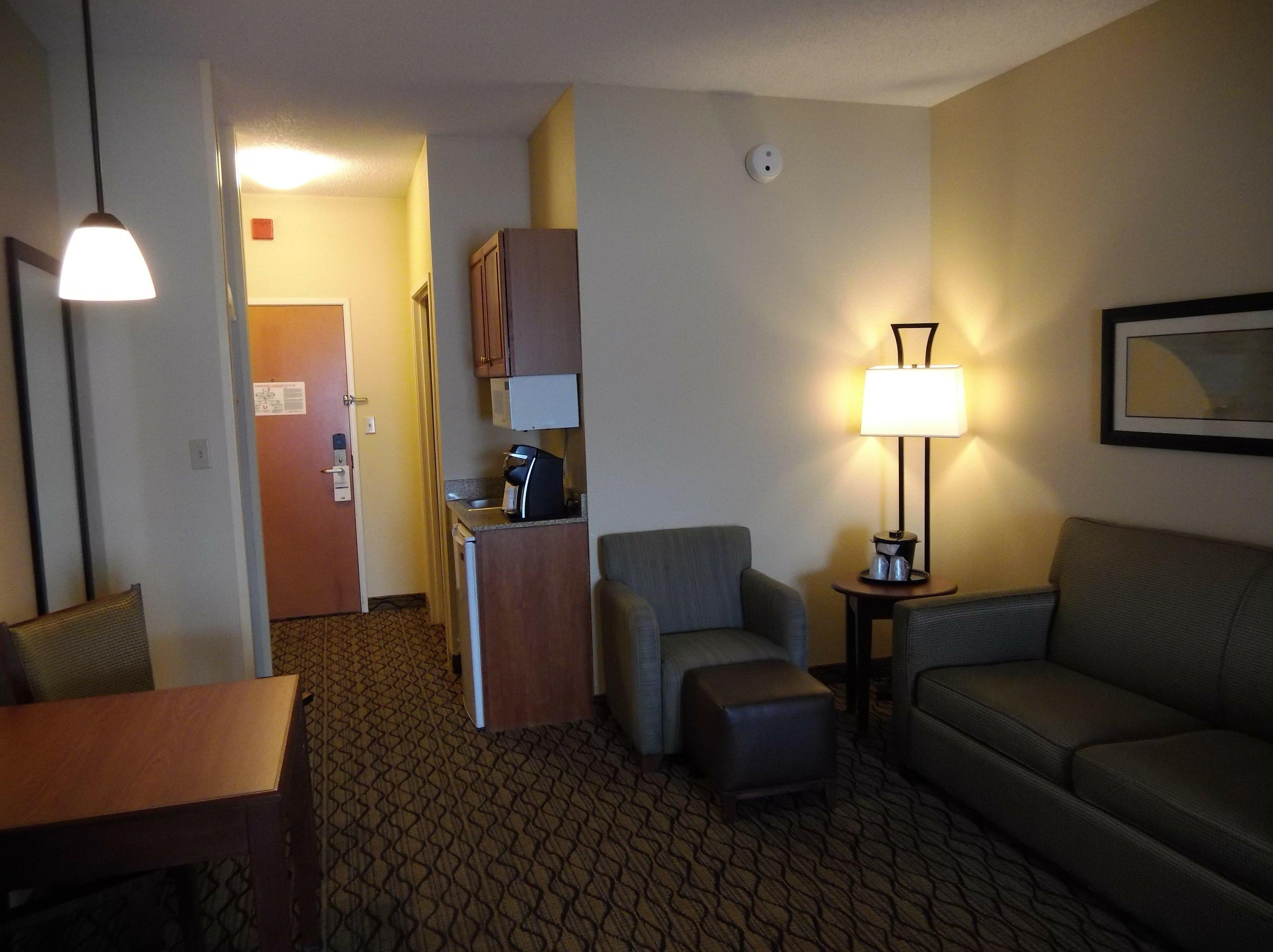 Holiday Inn Express Hotel & Suites לנקסטר מראה חיצוני תמונה