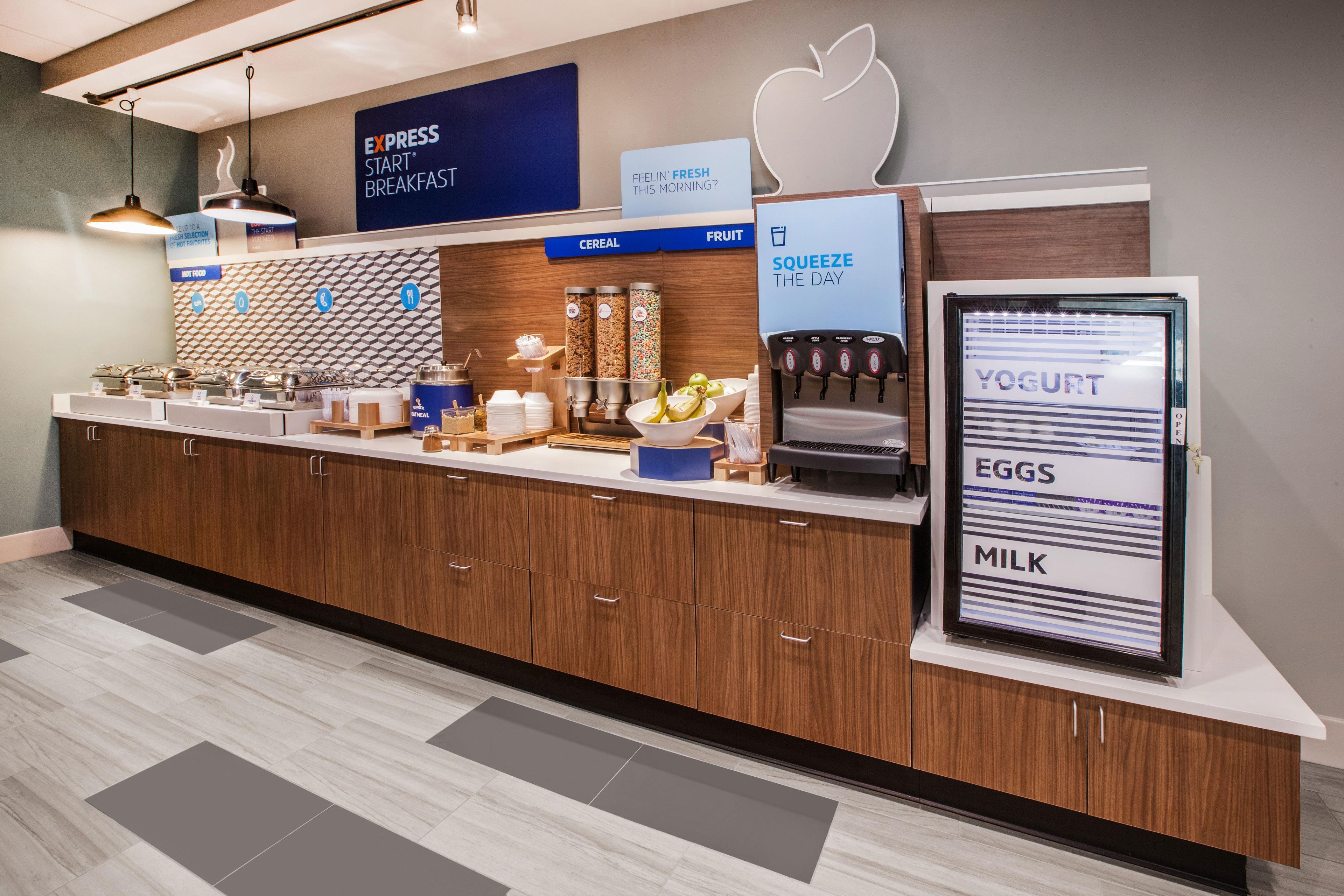 Holiday Inn Express Hotel & Suites לנקסטר מראה חיצוני תמונה